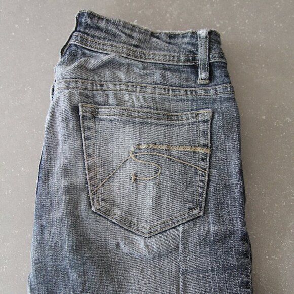 Vintage Suzy Shier Denim Jeans - Picture 2 of 6